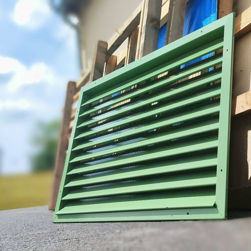 Komaxit karlovy vary